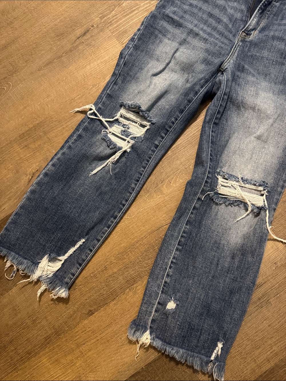 Women’s Risen Distressed Mid-Blue Boyfriend Jeans with Frayed Hem - Picture 2 of 5